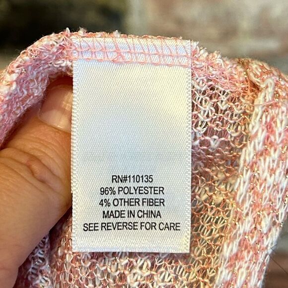 5āforā$25š„PinkāKnitāRoundāScarf - Picture 3 of 5